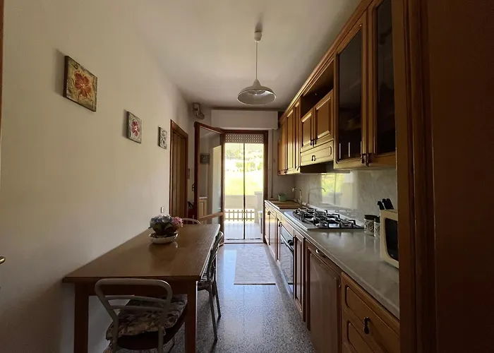 Un' Estate Al Mare * ג'וליאנובה